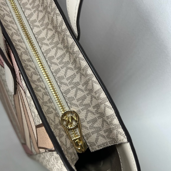 NWT Michael Michael Kors Sinclair Large East/West Smokey Rose Tote - Picture 9 of 9